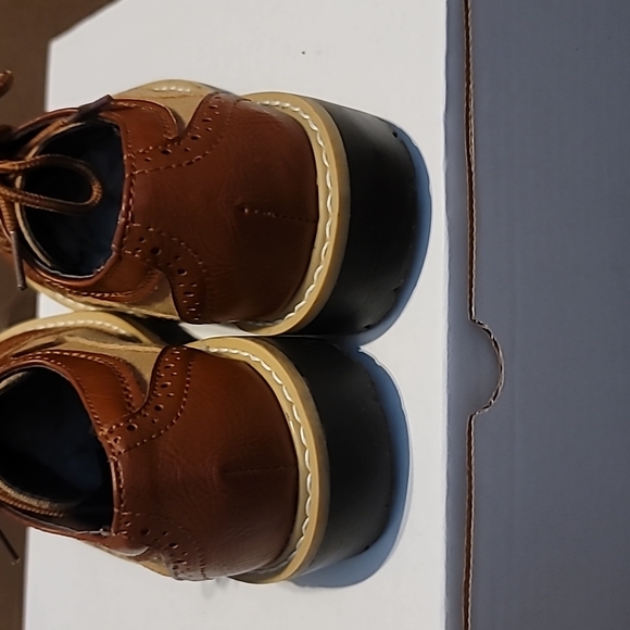 Dress shoes - Picture 3 of 3